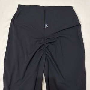 Buffbunny Aggressive Scrunch Leggings / Black / Sz Medium / GUC